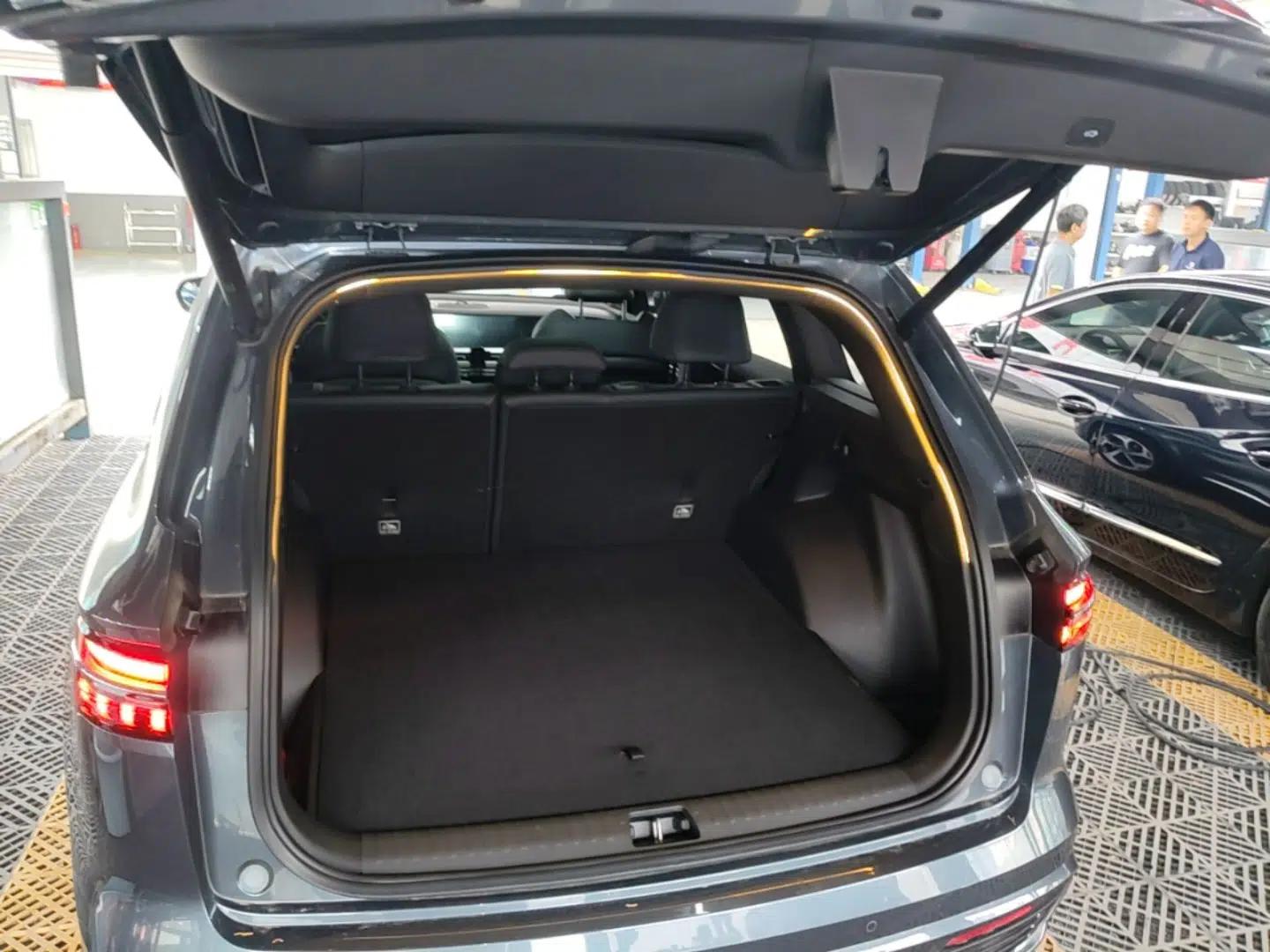 Geely Auto Monjaro L 2024 2.0TD DCT EVO Two-Wheel Drive Long-Range Version — миниатюра 22