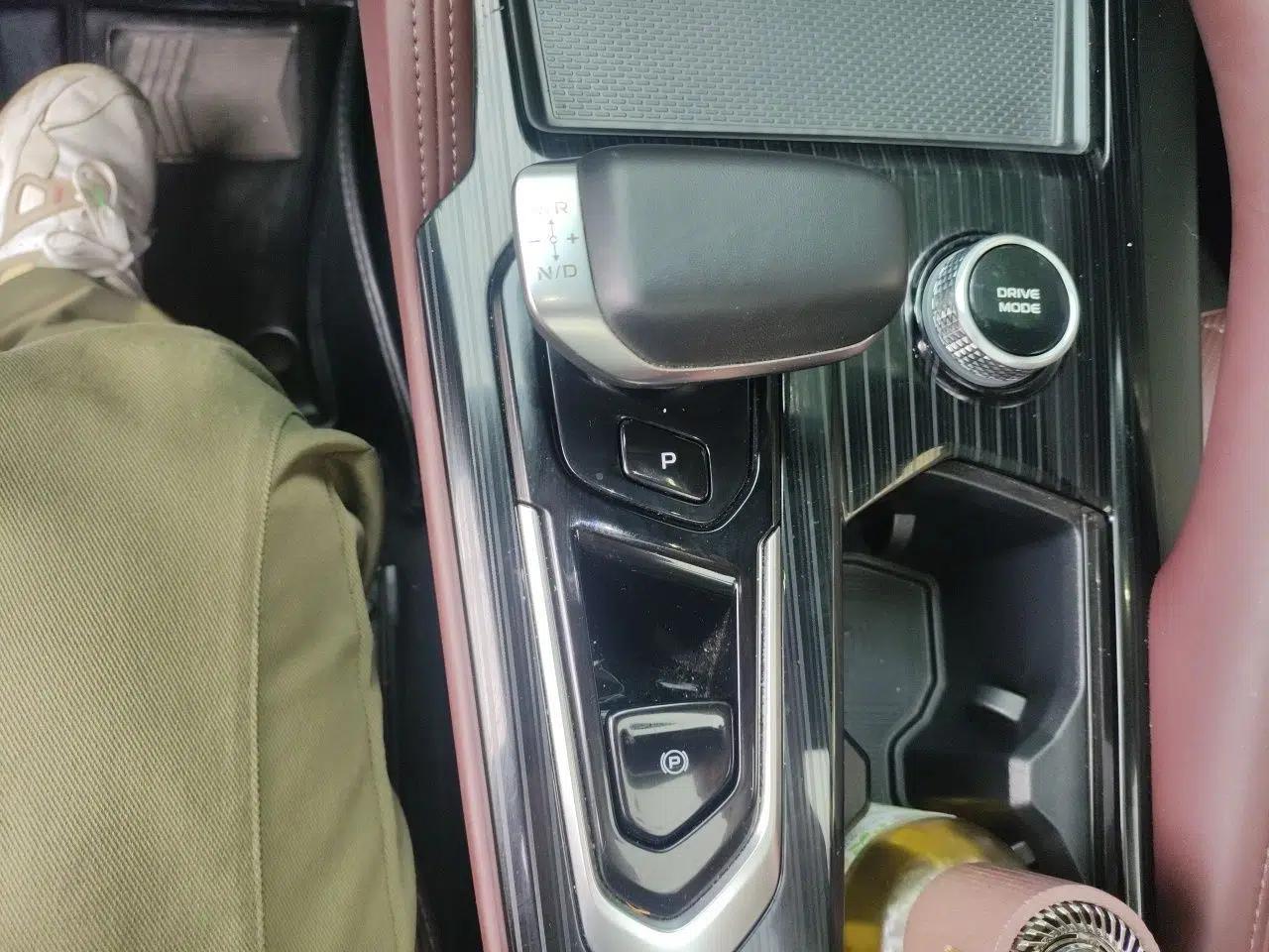 Geely Auto Monjaro L 2021 2.0TD DCT EVO Two-Wheel Drive Smart Luxury Version — миниатюра 11