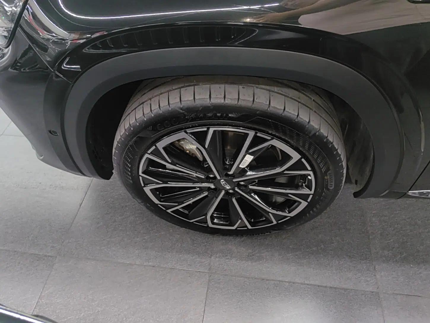 Geely Auto Monjaro L 2026 Model Oriental Yao 2.0TD Automatic Wangyue Edition — миниатюра 10