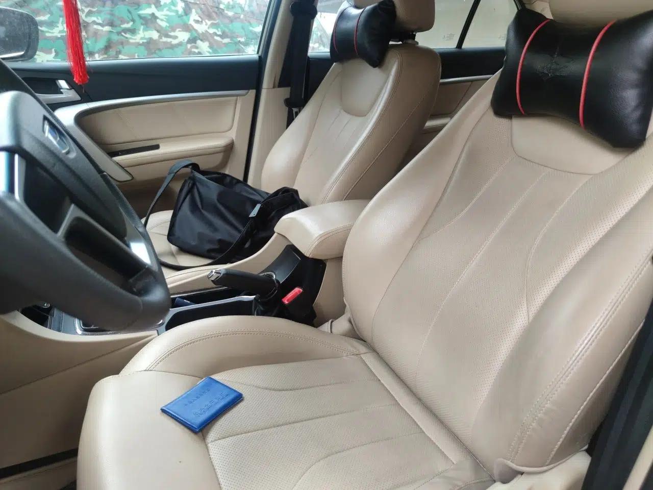 Geely Auto Emgrand 2017 Sedan Million Edition 1.5L Manual Luxury Model — миниатюра 15
