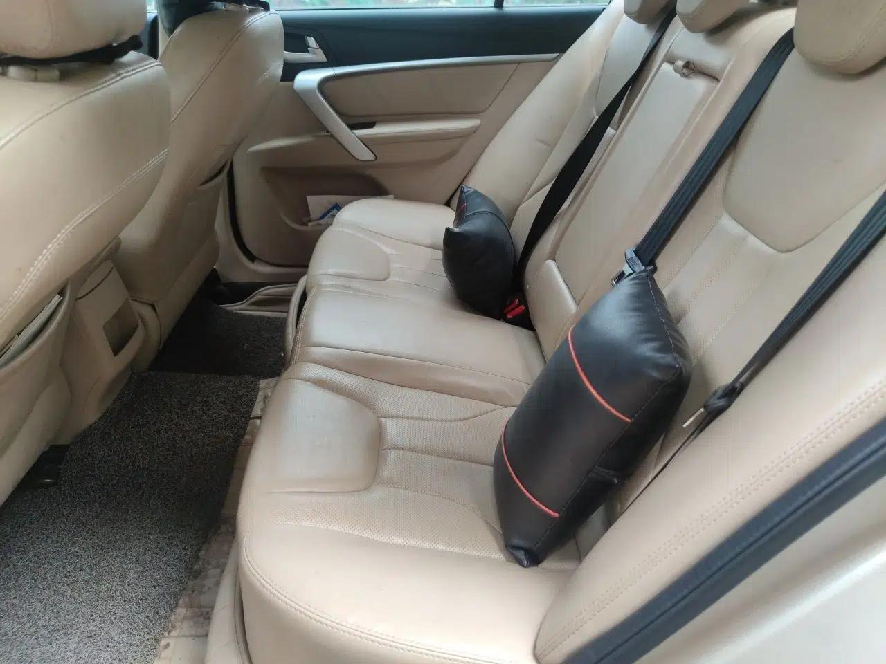 Geely Auto Emgrand 2017 Sedan Million Edition 1.5L Manual Luxury Model — миниатюра 17