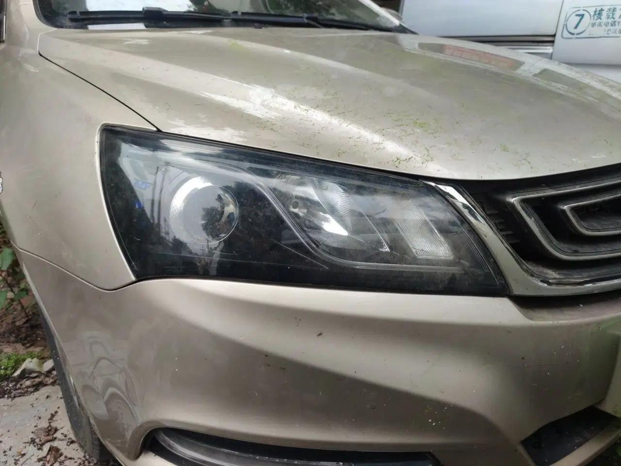 Geely Auto Emgrand 2017 Sedan Million Edition 1.5L Manual Luxury Model — миниатюра 7