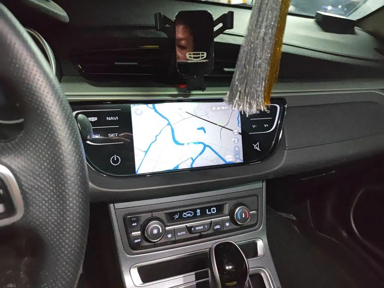 Geely Auto Emgrand 2018 1.5L CVT Upward Connect Edition — миниатюра 13