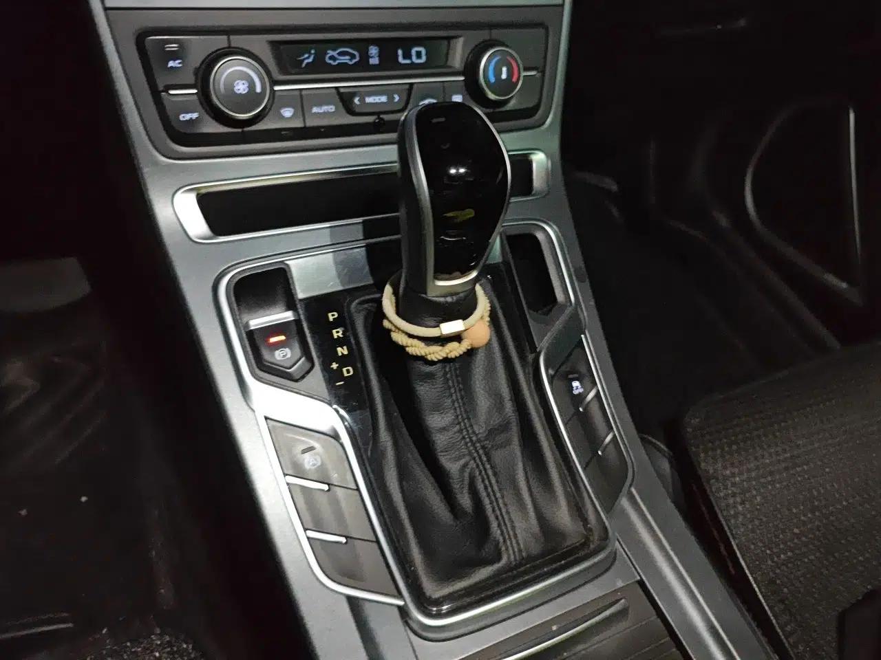 Geely Auto Emgrand 2018 1.5L CVT Upward Connect Edition — миниатюра 14