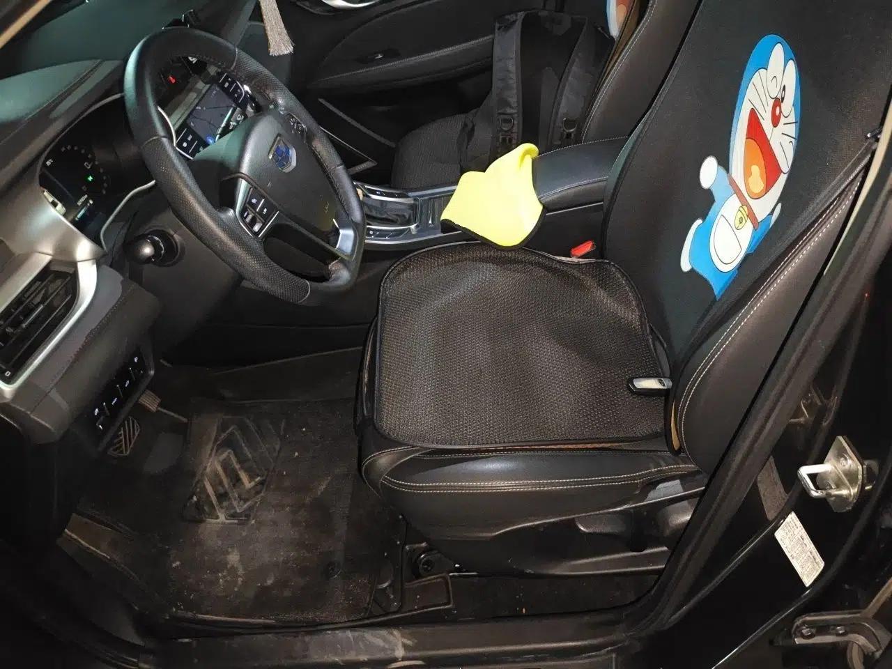 Geely Auto Emgrand 2018 1.5L CVT Upward Connect Edition — миниатюра 15