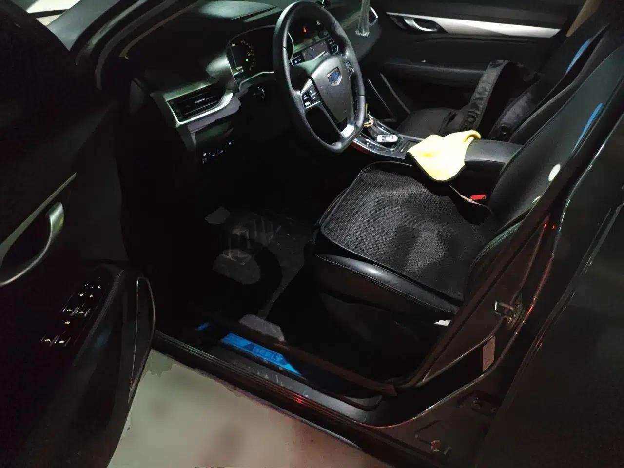 Geely Auto Emgrand 2018 1.5L CVT Upward Connect Edition — миниатюра 16