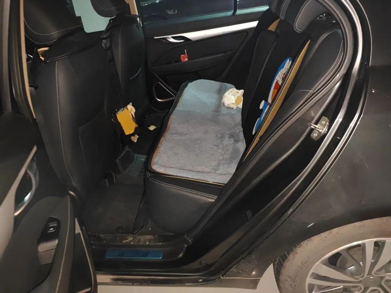 Geely Auto Emgrand 2018 1.5L CVT Upward Connect Edition — миниатюра 17