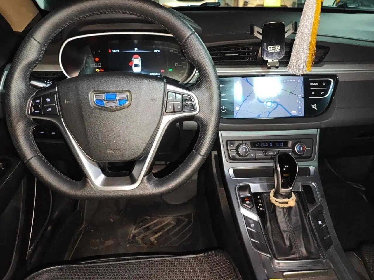 Geely Auto Emgrand 2018 1.5L CVT Upward Connect Edition — миниатюра 9