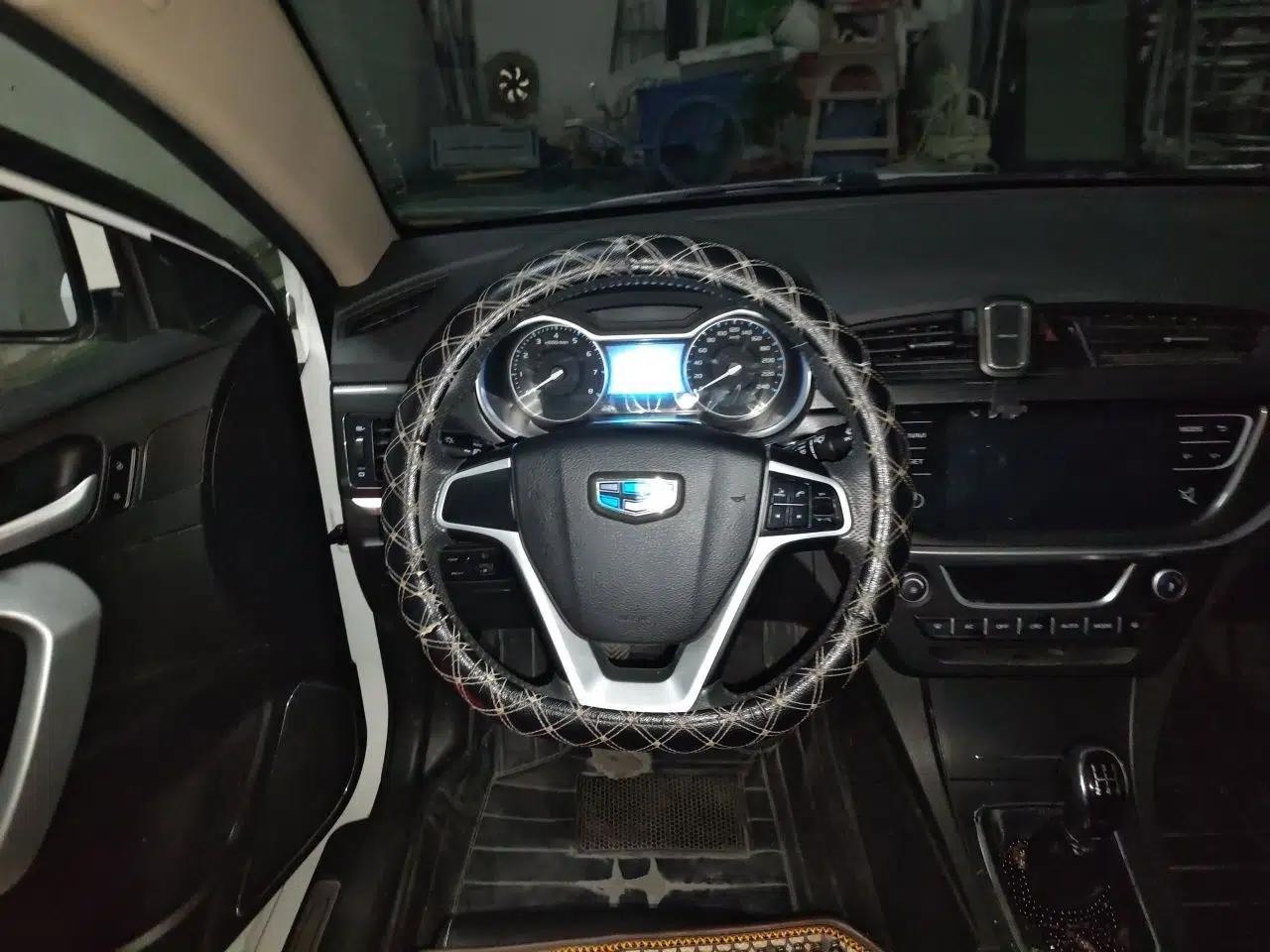 Geely Auto Emgrand 2017 Sedan Million Edition 1.5L Manual - Upward Version — миниатюра 10