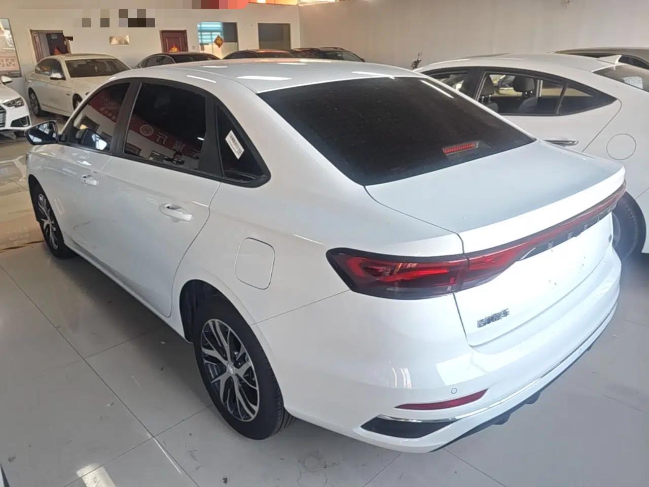 Geely Auto Emgrand 2026 Model 4th Generation 4 Millionth Anniversary Edition 1.5L CVT Overdrive Edition — миниатюра 13