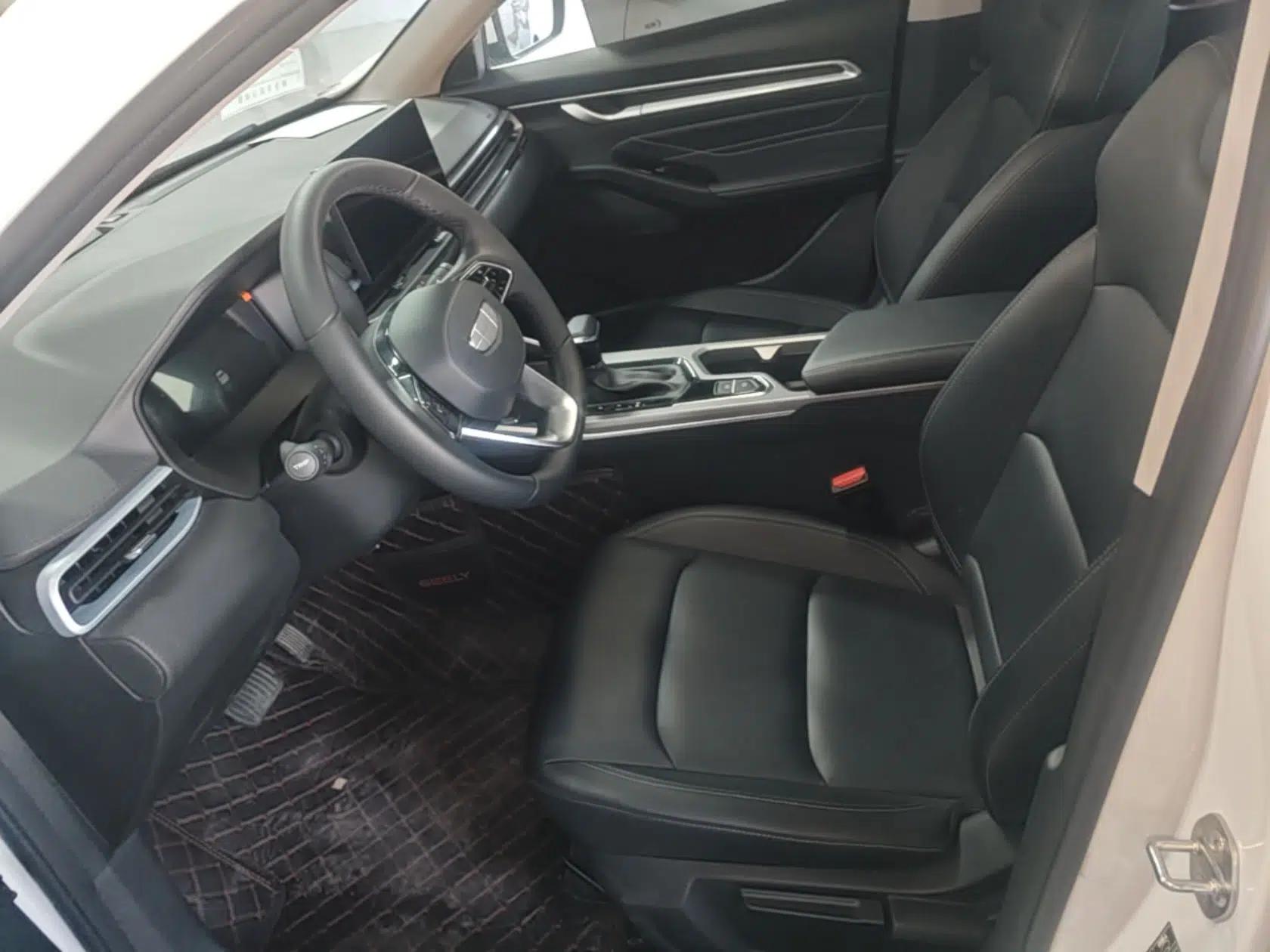 Geely Auto Emgrand 2026 Model 4th Generation 4 Millionth Anniversary Edition 1.5L CVT Overdrive Edition — миниатюра 22