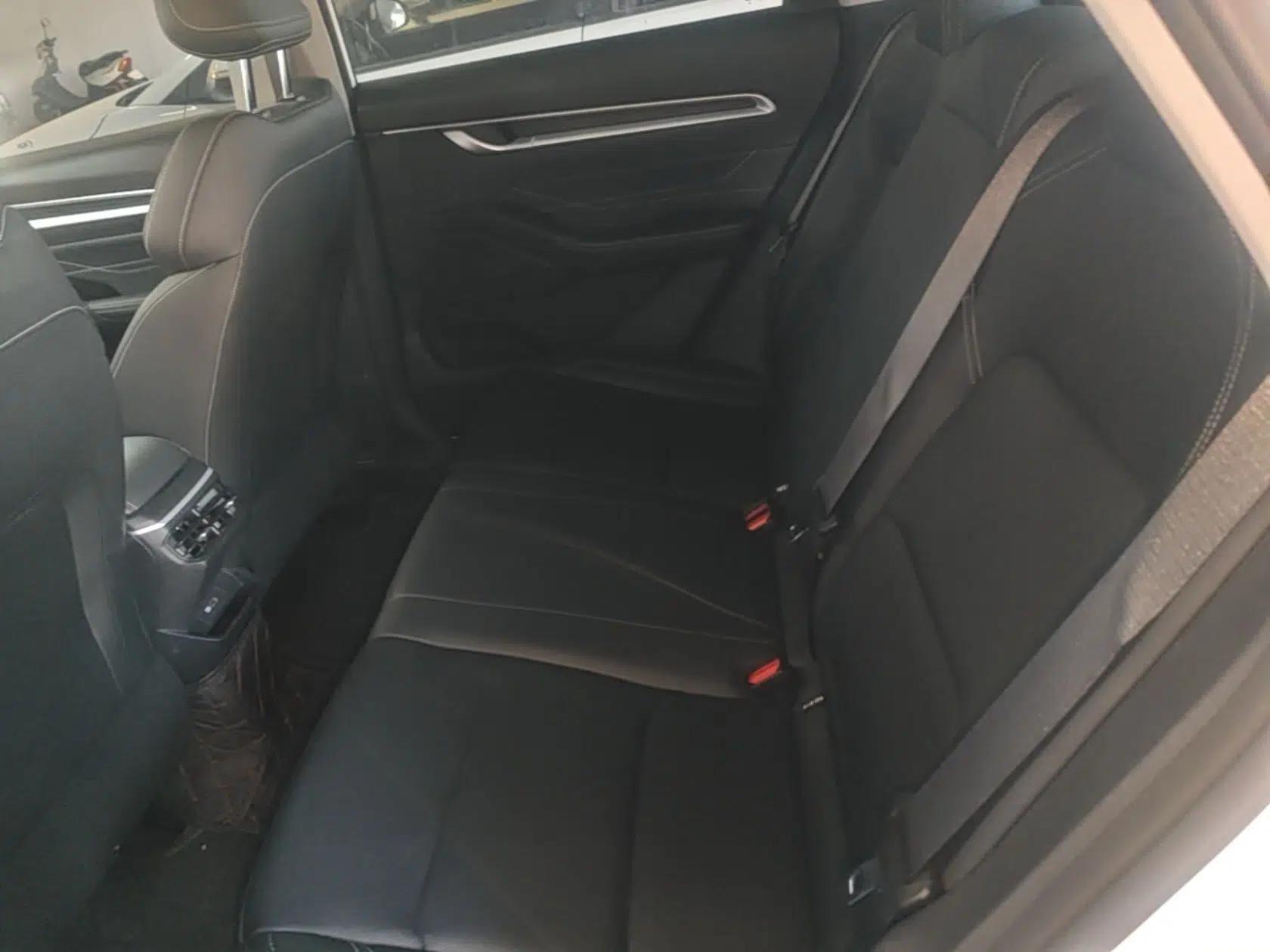 Geely Auto Emgrand 2026 Model 4th Generation 4 Millionth Anniversary Edition 1.5L CVT Overdrive Edition — миниатюра 25