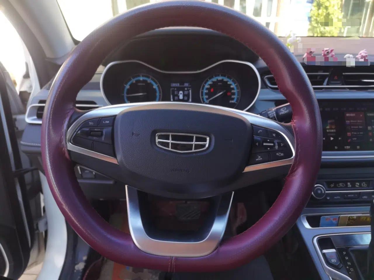 Geely Auto Emgrand 2021 UP 1.5L CVT Luxury Model — миниатюра 10