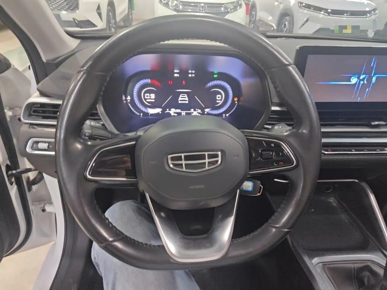 Geely Auto Emgrand 2022 4th Generation 1.5L Manual Elite Model — миниатюра 13