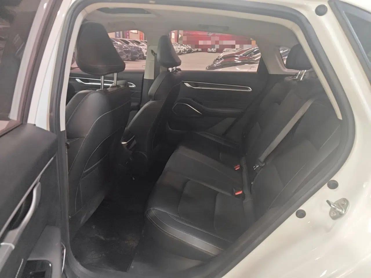Geely Auto Emgrand 2022 4th Generation 1.5L Manual Elite Model — миниатюра 20