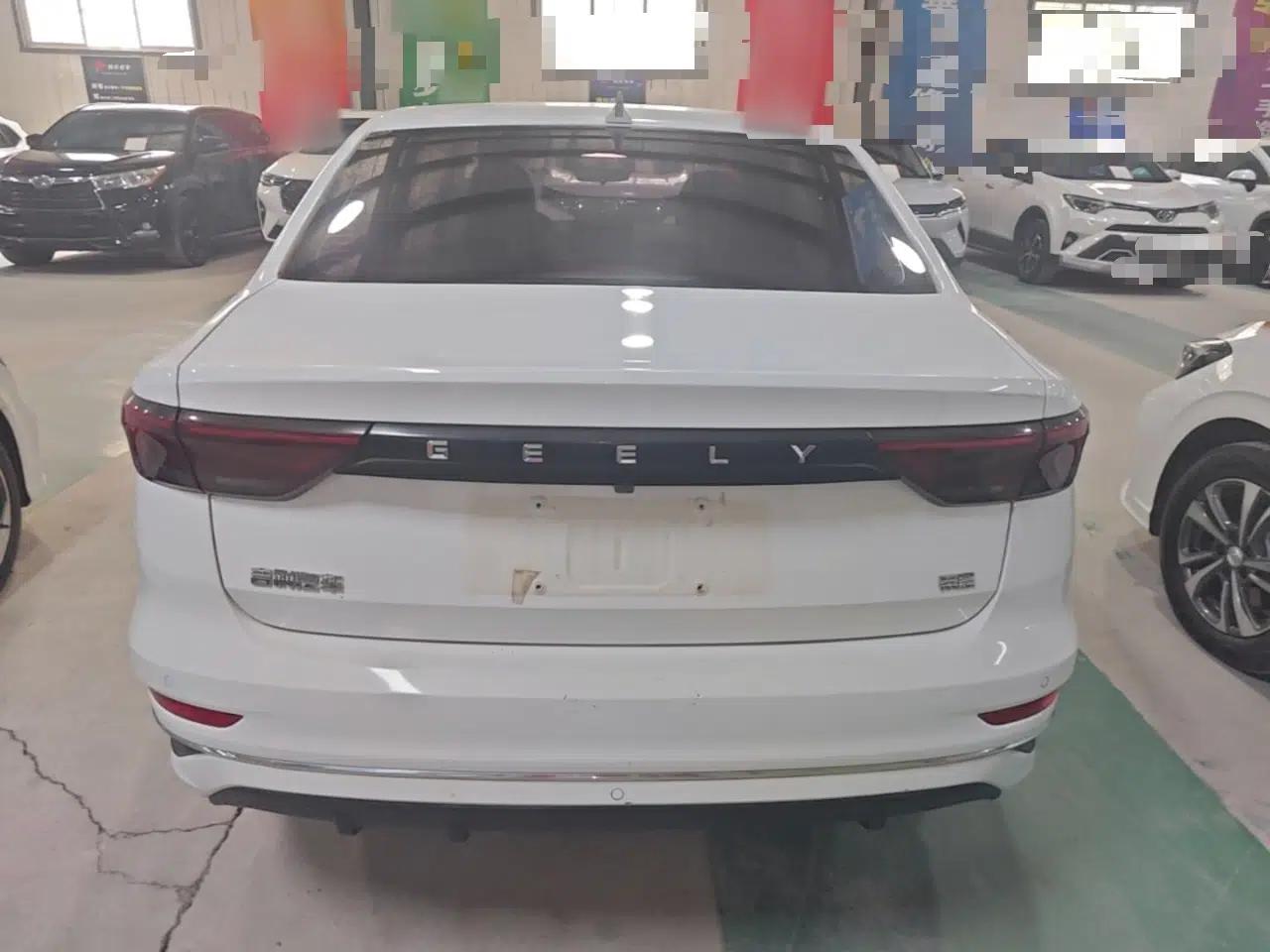 Geely Auto Emgrand 2022 4th Generation 1.5L Manual Elite Model — миниатюра 5