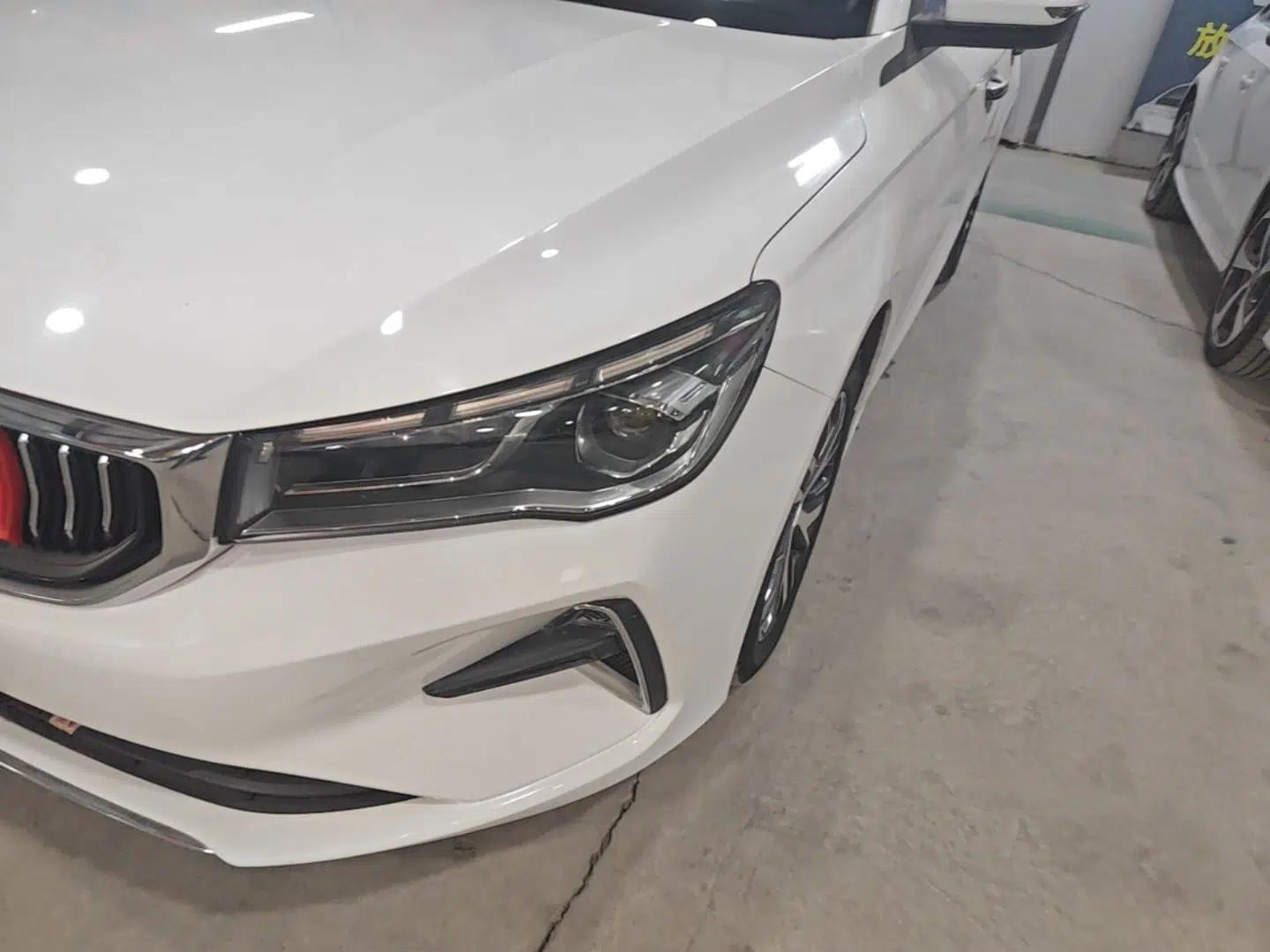 Geely Auto Emgrand 2022 4th Generation 1.5L Manual Elite Model — миниатюра 8