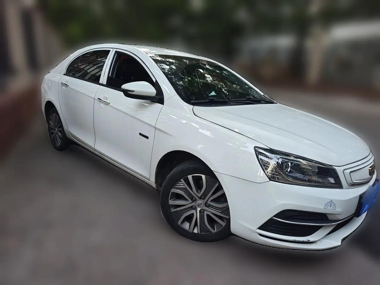 Geely Auto Emgrand New Energy 2018 EV450 Ambition Model — миниатюра 3