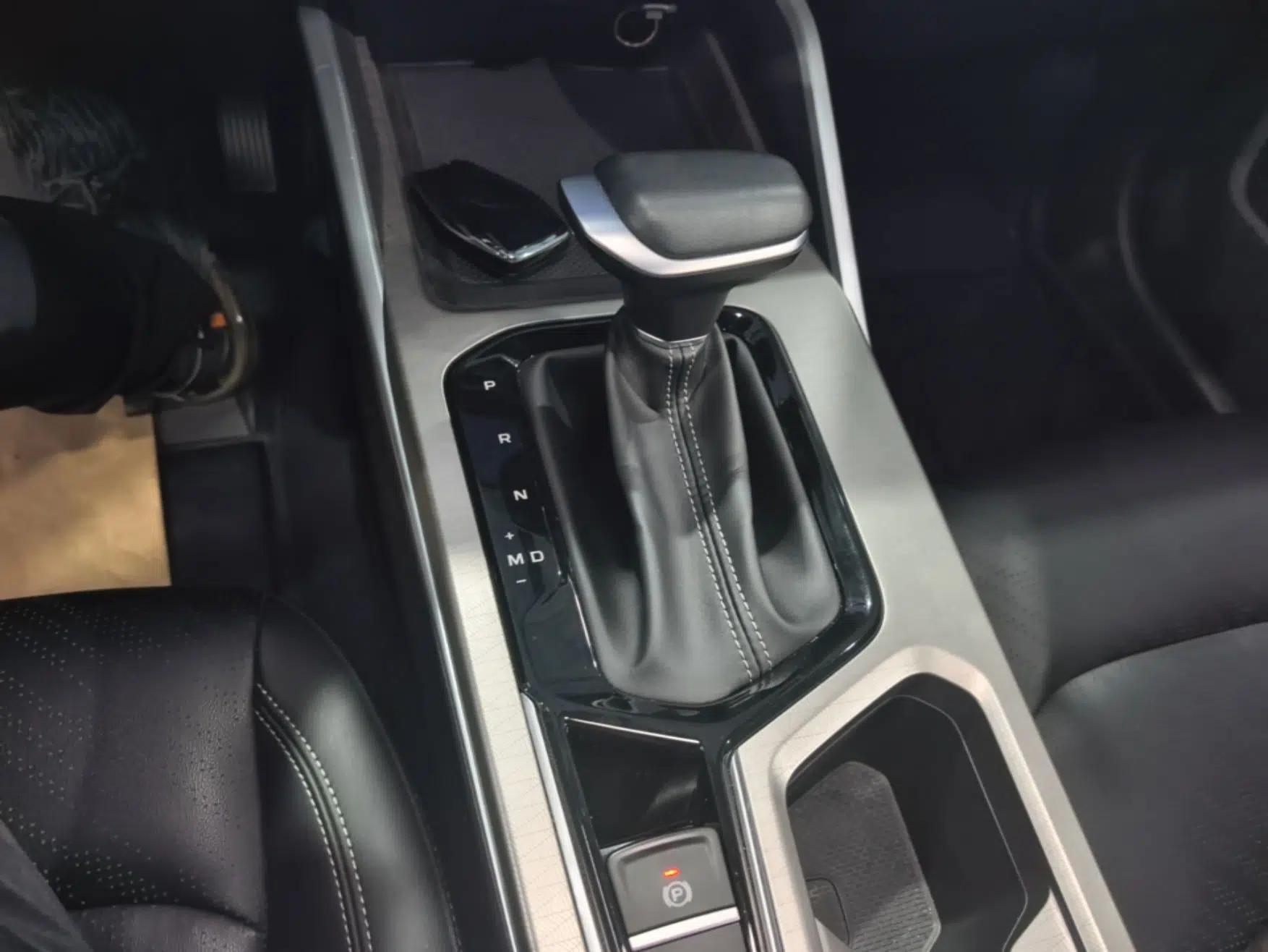 Geely Auto Emgrand 2023 4th Generation Champion Edition 1.5L CVT Prestige Model — миниатюра 16
