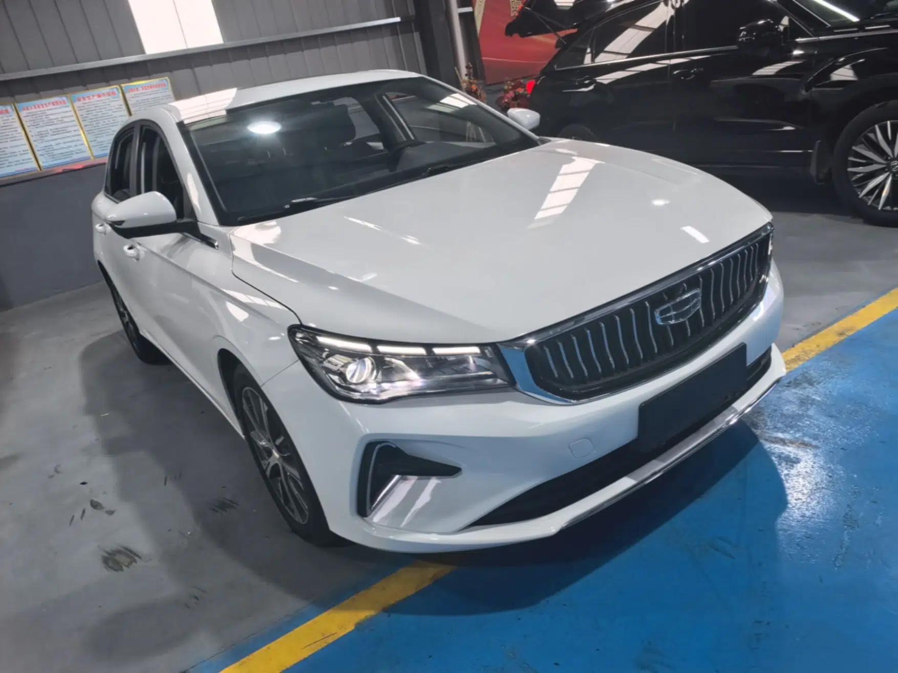 Geely Auto Emgrand 2023 4th Generation Champion Edition 1.5L CVT Prestige Model — миниатюра 3