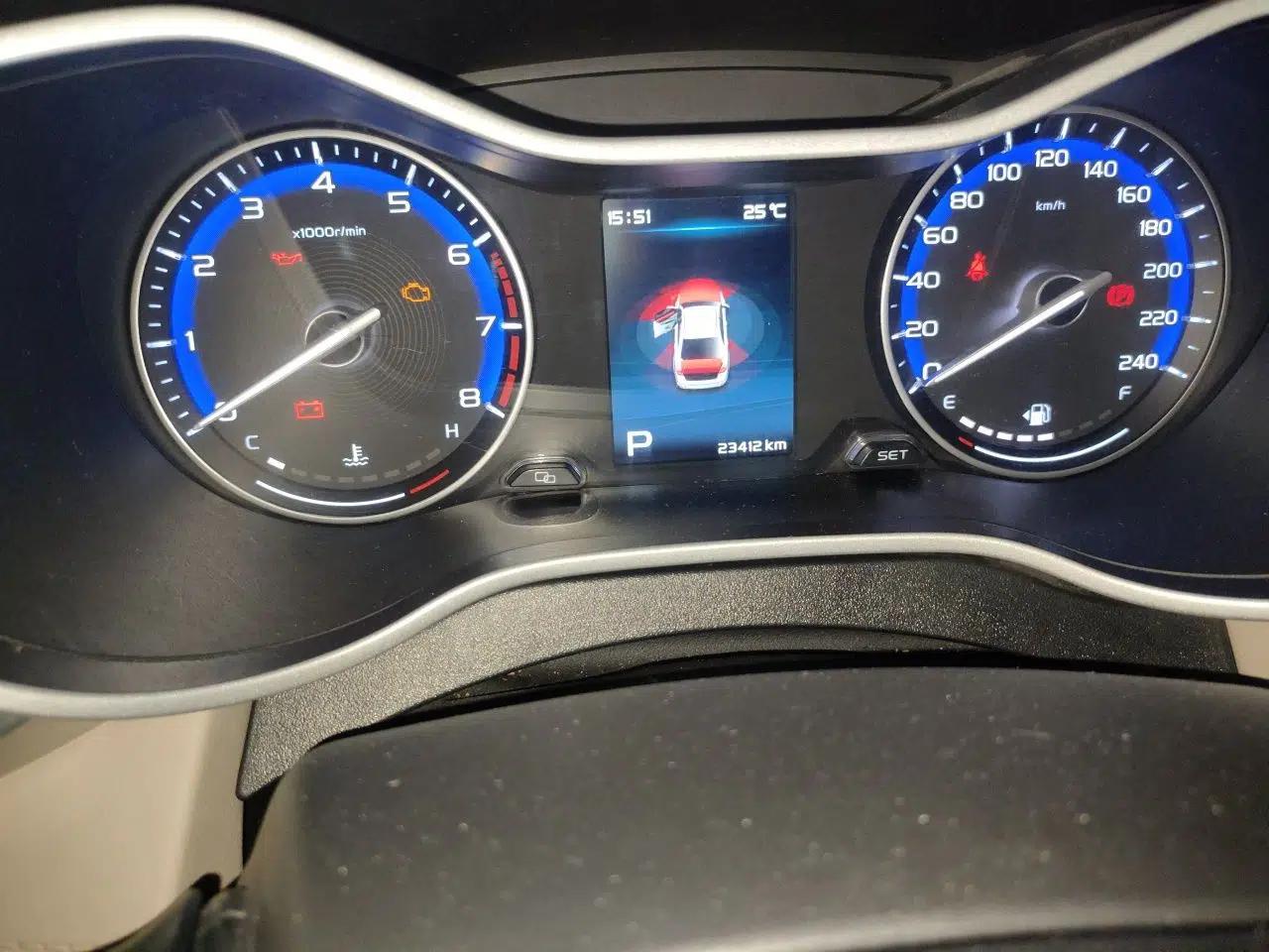 Geely Auto Emgrand 2018 1.5L CVT Luxury Model — миниатюра 12