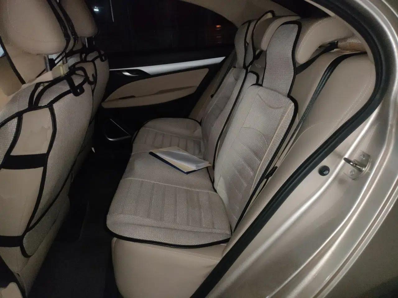 Geely Auto Emgrand 2018 1.5L CVT Luxury Model — миниатюра 17