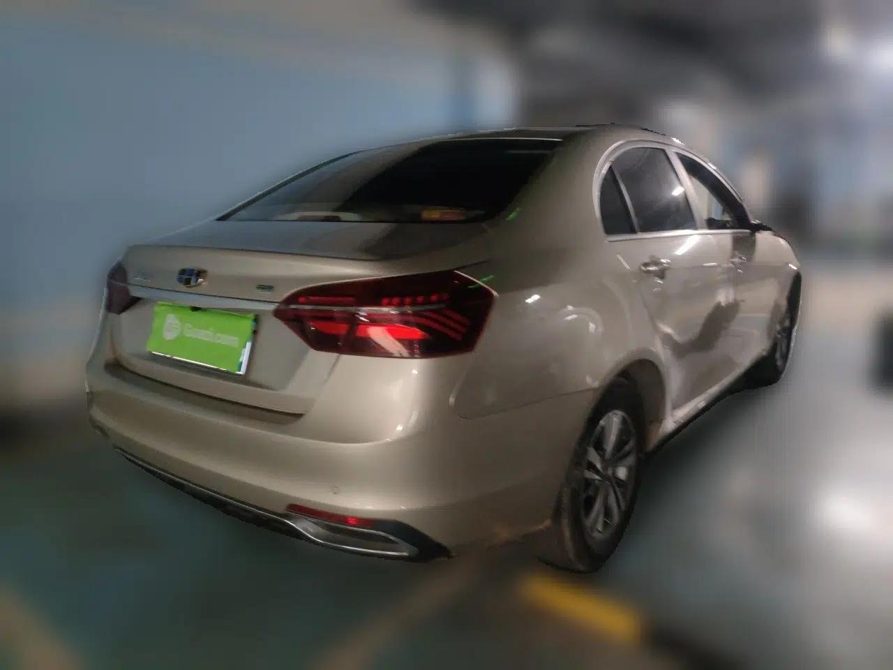 Geely Auto Emgrand 2018 1.5L CVT Luxury Model — миниатюра 6