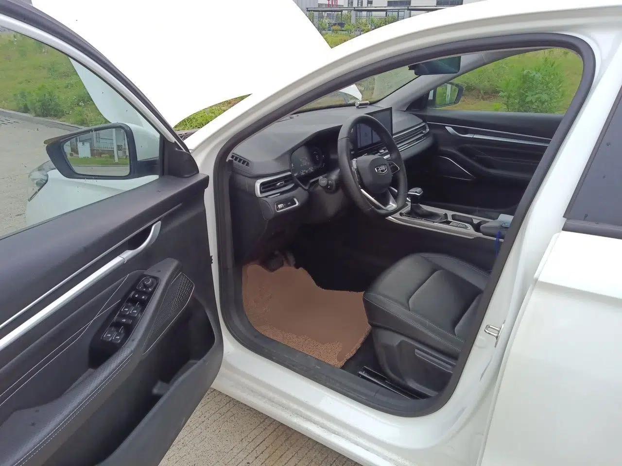 Geely Auto Emgrand 2023 4th Generation Champion Edition 1.5L CVT Luxury Model — миниатюра 16