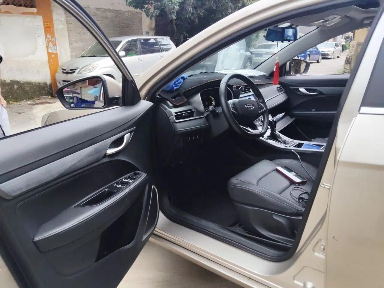 Geely Auto Emgrand 2021 UP 1.5L CVT Advanced Edition — миниатюра 16