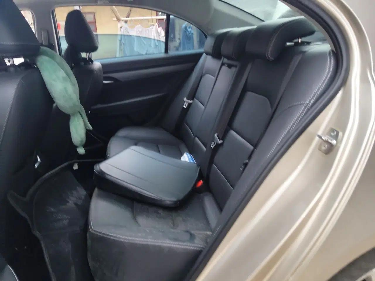 Geely Auto Emgrand 2021 UP 1.5L CVT Advanced Edition — миниатюра 17