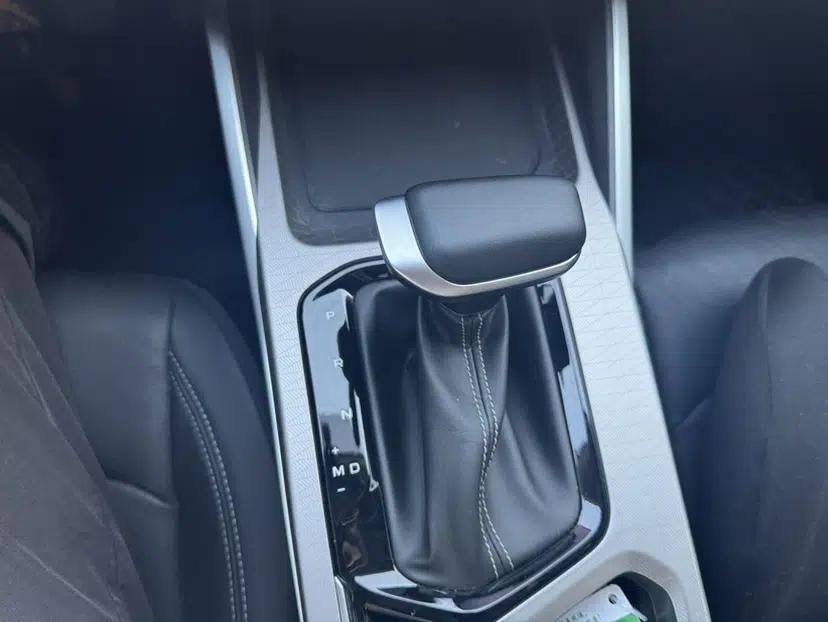 Geely Auto Emgrand 2023 4th Generation Champion Edition 1.5L CVT Prestige Model — миниатюра 15