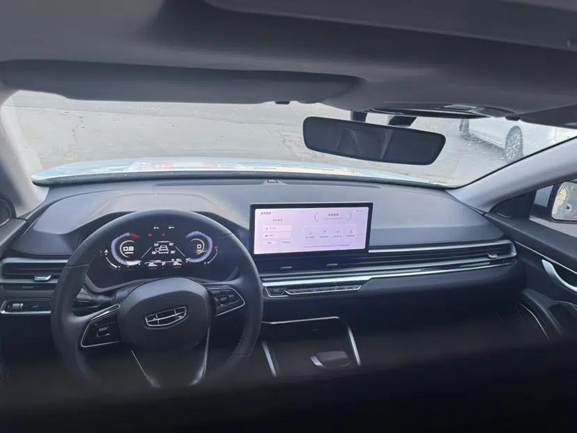 Geely Auto Emgrand 2023 4th Generation Champion Edition 1.5L CVT Prestige Model — миниатюра 17