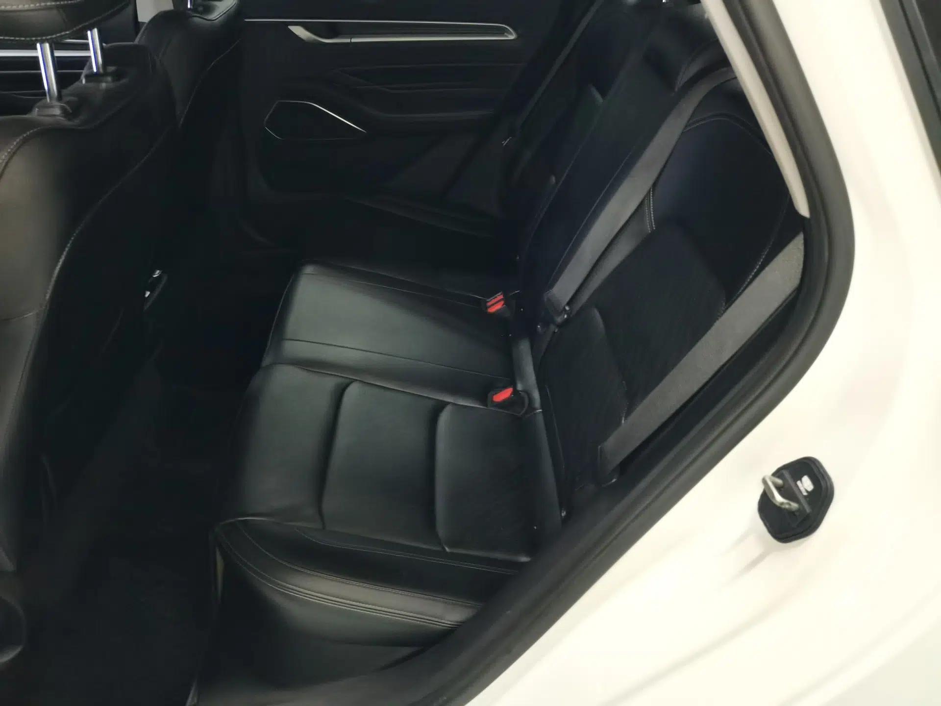 Geely Auto Emgrand 2023 4th Generation Champion Edition 1.5L CVT Prestige Model — миниатюра 25