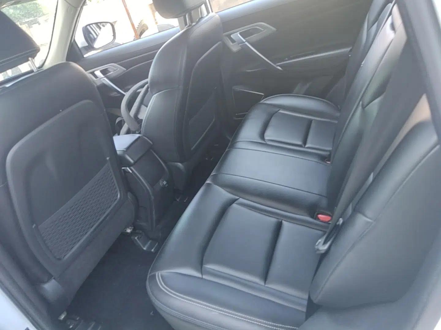 Geely Auto Emgrand X7 Sport 2016 2.0L Manual ZhiShang Version — миниатюра 25