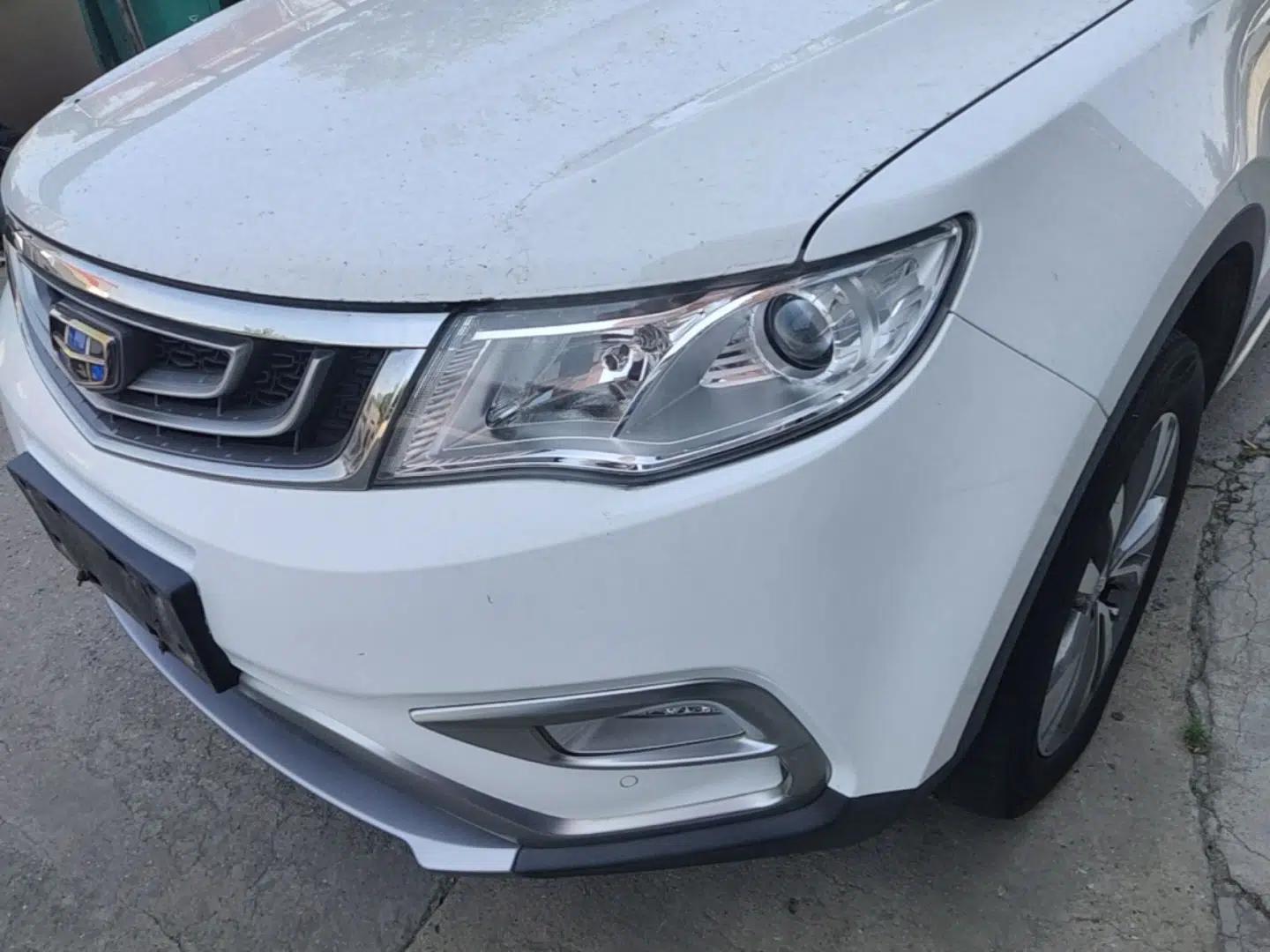 Geely Auto Emgrand X7 Sport 2016 2.0L Manual ZhiShang Version — миниатюра 8