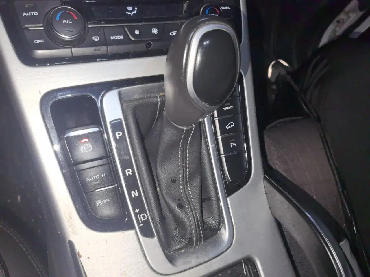 Geely Auto Emgrand X7 Sport 2016 1.8TD Automatic Smart Connectivity Version — миниатюра 14