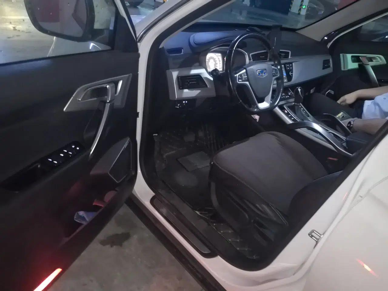 Geely Auto Emgrand X7 Sport 2016 1.8TD Automatic Smart Connectivity Version — миниатюра 16