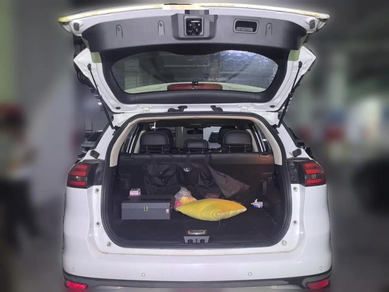 Geely Auto Emgrand X7 Sport 2016 1.8TD Automatic Smart Connectivity Version — миниатюра 19
