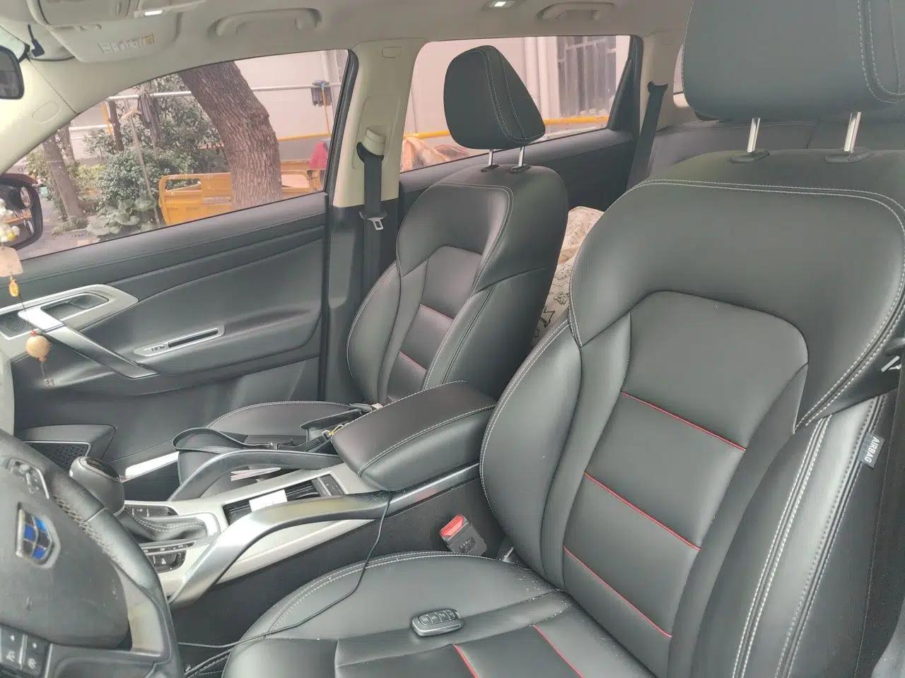Geely Auto Emgrand X7 Sport 2018 1.8TD Automatic Two-Wheel Drive Smart Connect 4G Internet Edition — миниатюра 15