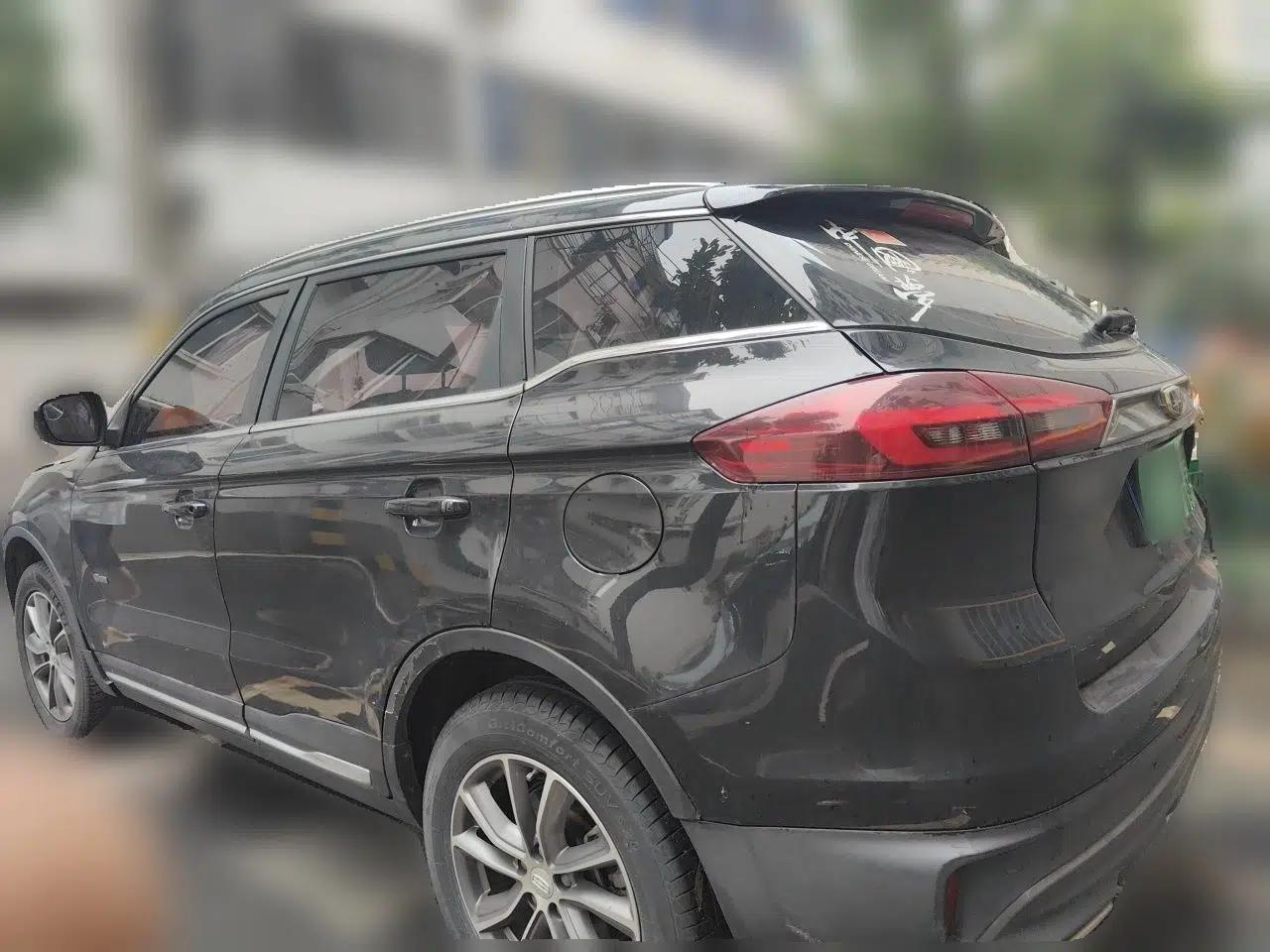 Geely Auto Emgrand X7 Sport 2018 1.8TD Automatic Two-Wheel Drive Smart Connect 4G Internet Edition — миниатюра 4