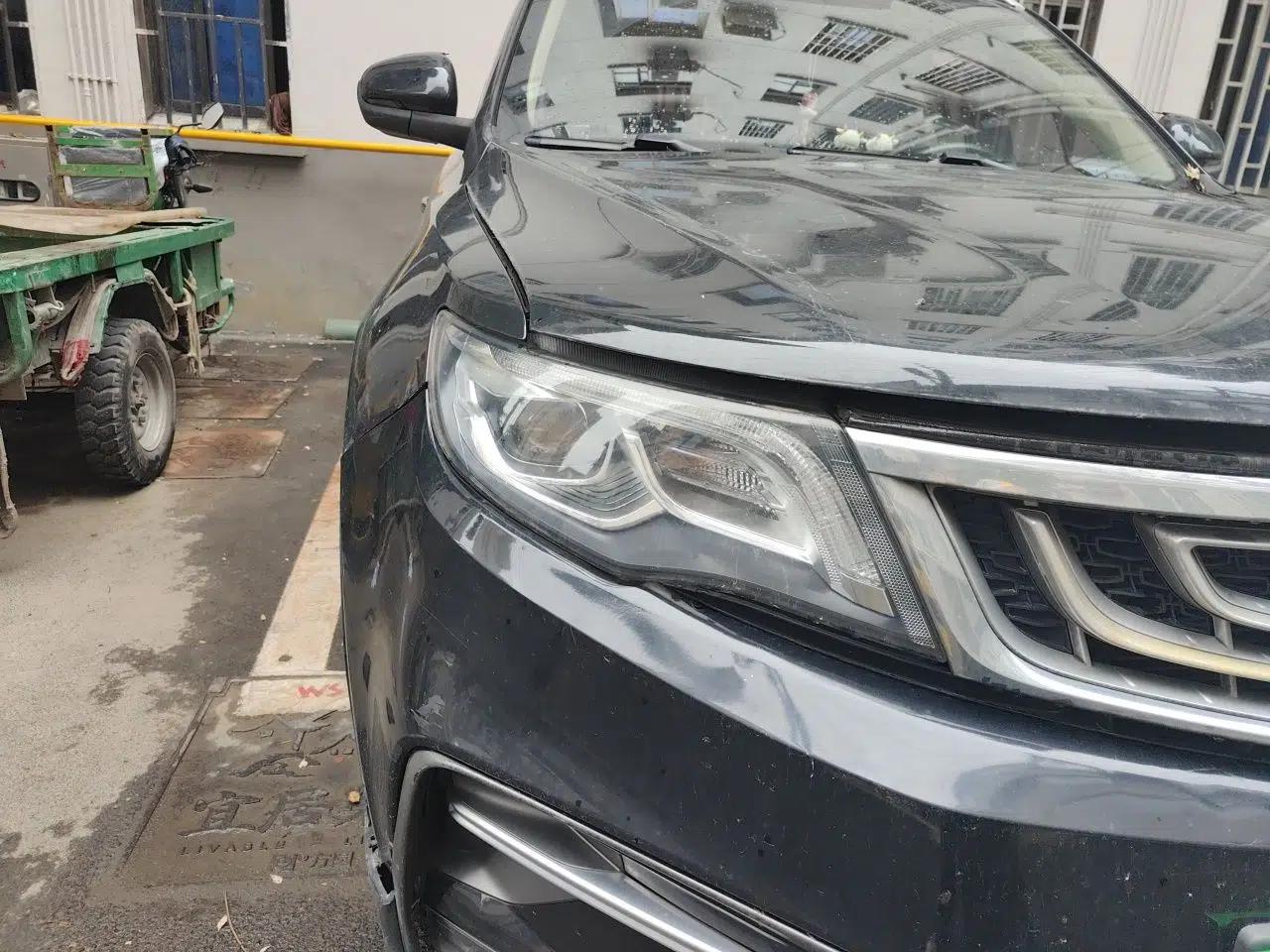 Geely Auto Emgrand X7 Sport 2018 1.8TD Automatic Two-Wheel Drive Smart Connect 4G Internet Edition — миниатюра 7