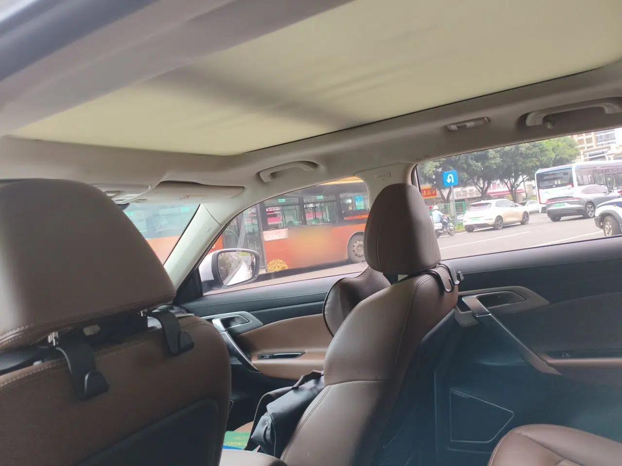Geely Auto Emgrand X7 Sport 2016 1.8TD Automatic ZhiZun Version — миниатюра 18