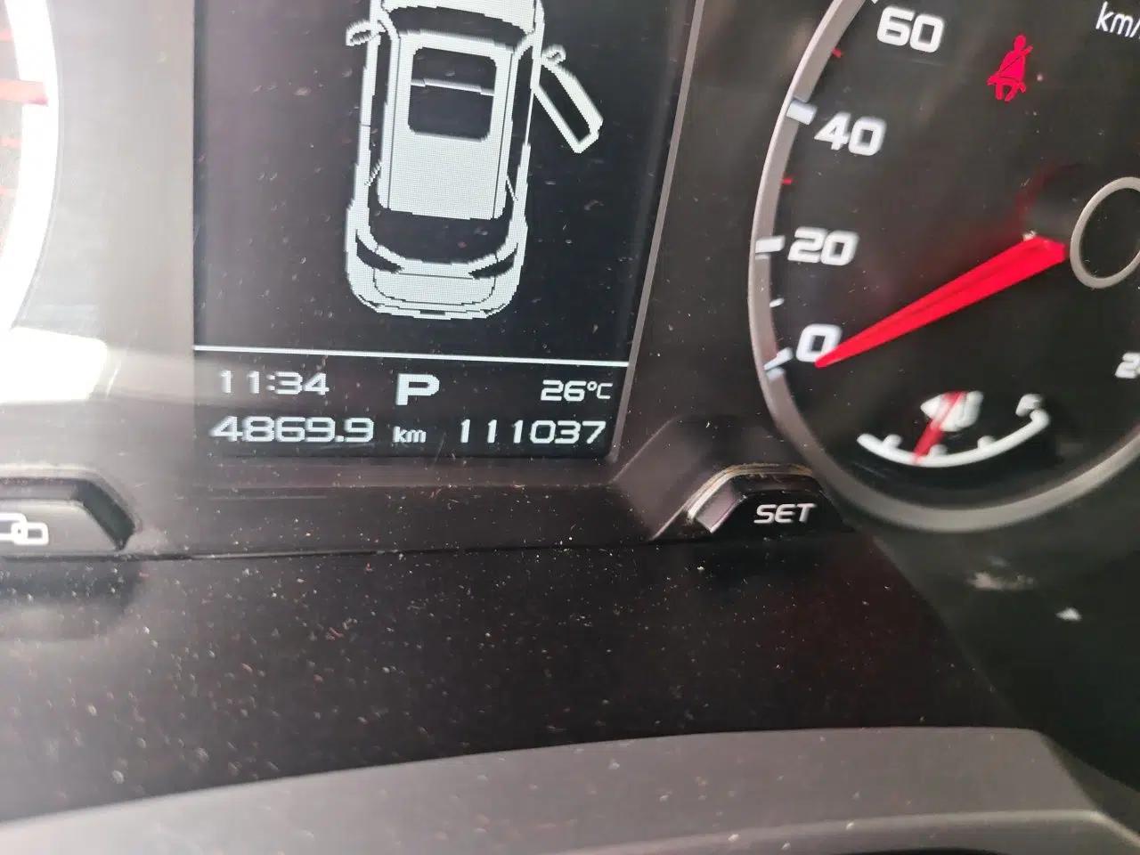 Geely Auto Emgrand X7 Sport 2016 1.8TD Automatic Smart Connectivity Version — миниатюра 12