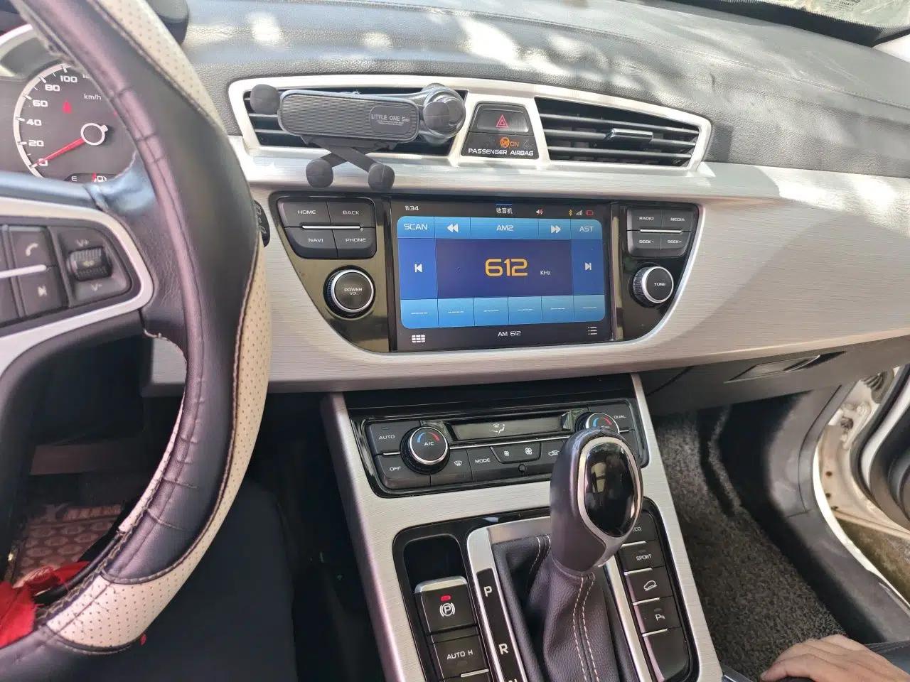 Geely Auto Emgrand X7 Sport 2016 1.8TD Automatic Smart Connectivity Version — миниатюра 13