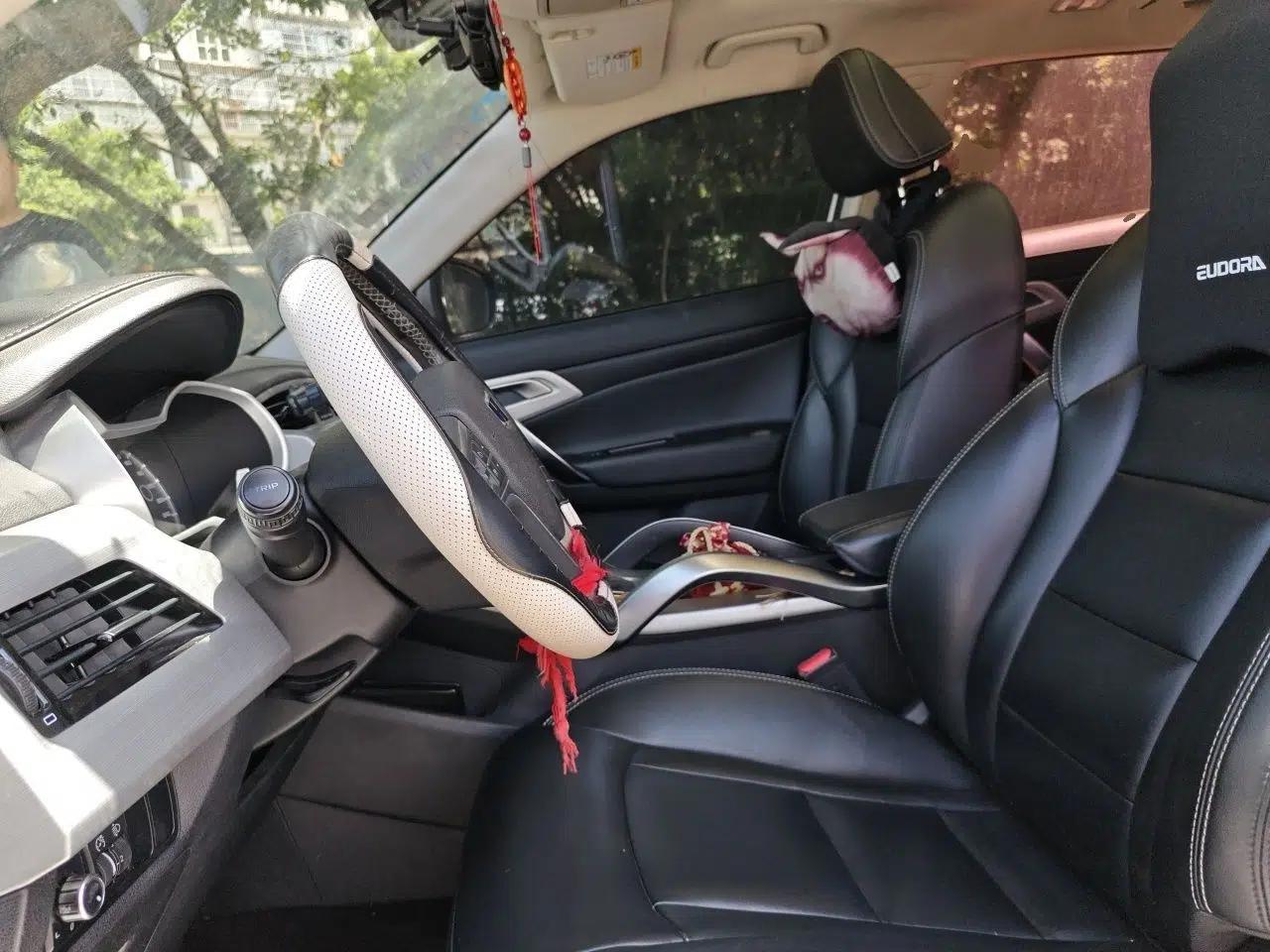 Geely Auto Emgrand X7 Sport 2016 1.8TD Automatic Smart Connectivity Version — миниатюра 15