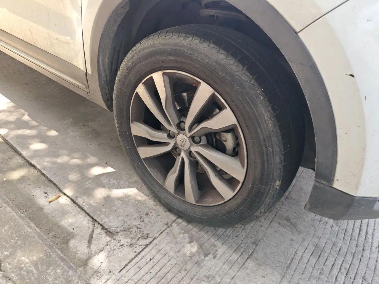Geely Auto Emgrand X7 Sport 2016 1.8TD Automatic Smart Connectivity Version — миниатюра 8