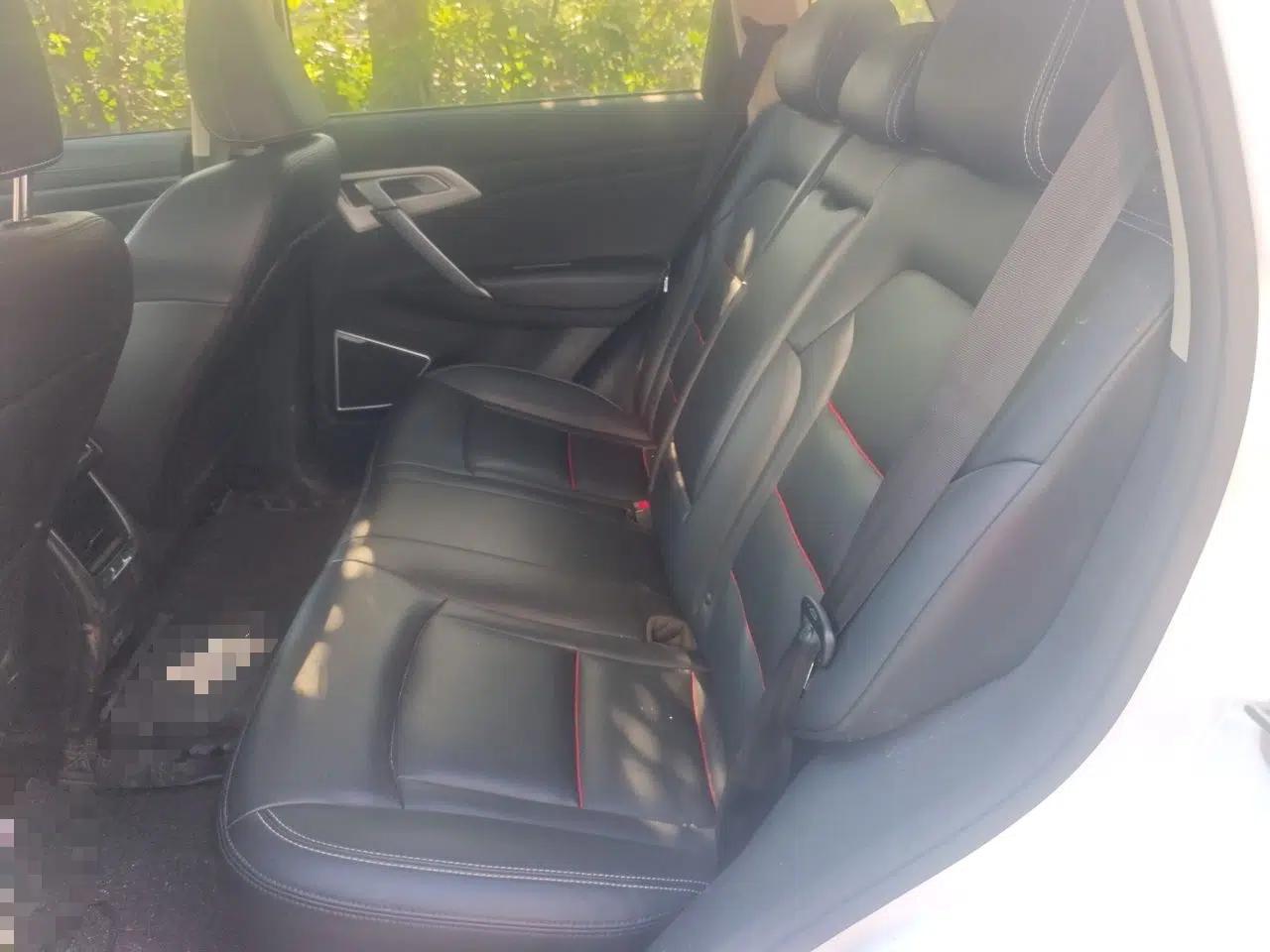 Geely Auto Emgrand X7 Sport 2018 1.8TD Automatic Two-Wheel Drive Smart Connect 4G Internet Edition — миниатюра 17