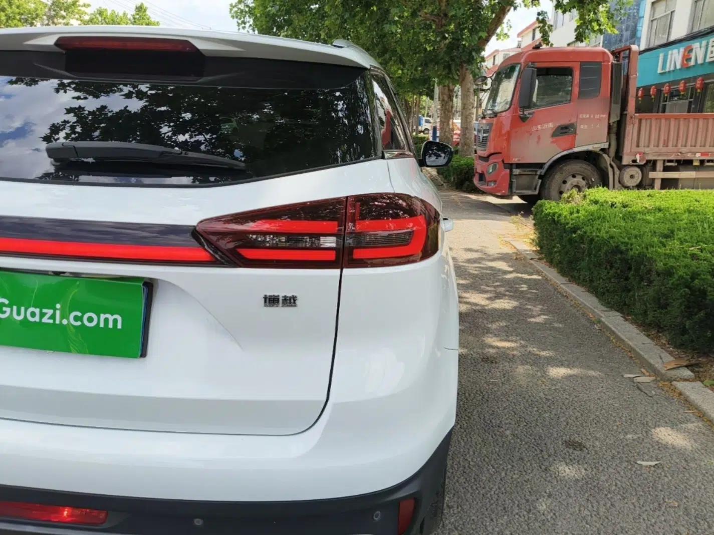 Geely Auto Emgrand X7 Sport 2020 1.8TD DCT Two-Wheel Drive Smart Connect 4G-Enabled Version — миниатюра 9
