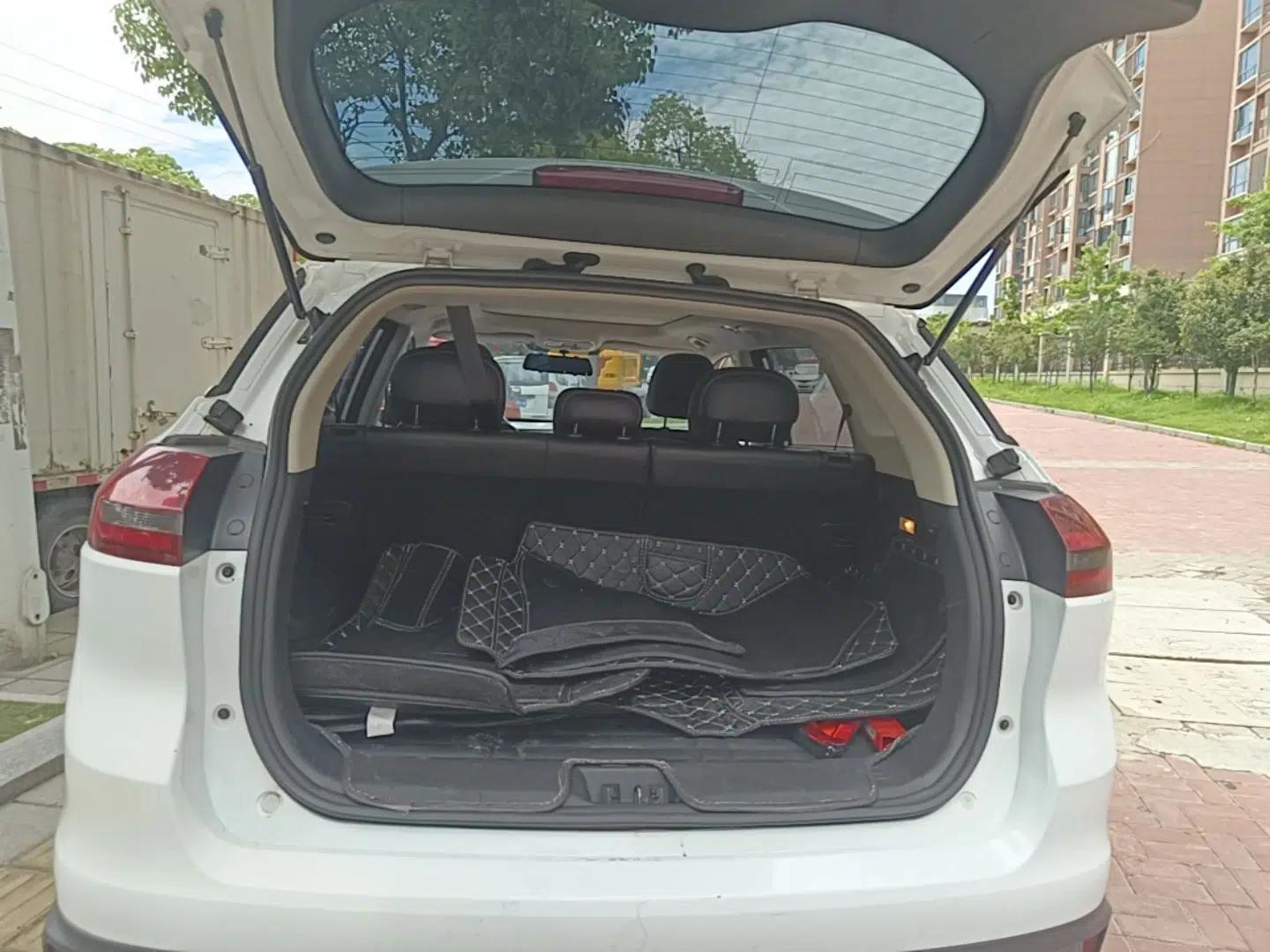Geely Auto Emgrand X7 Sport 2020 1.8TD DCT Two-Wheel Drive Smart Connect 4G-Enabled Version — миниатюра 22