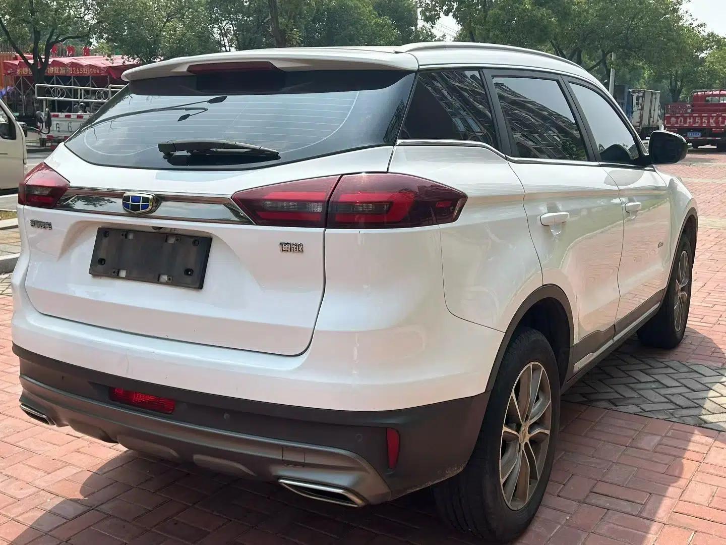 Geely Auto Emgrand X7 Sport 2020 1.8TD DCT Two-Wheel Drive Smart Connect 4G-Enabled Version — миниатюра 6